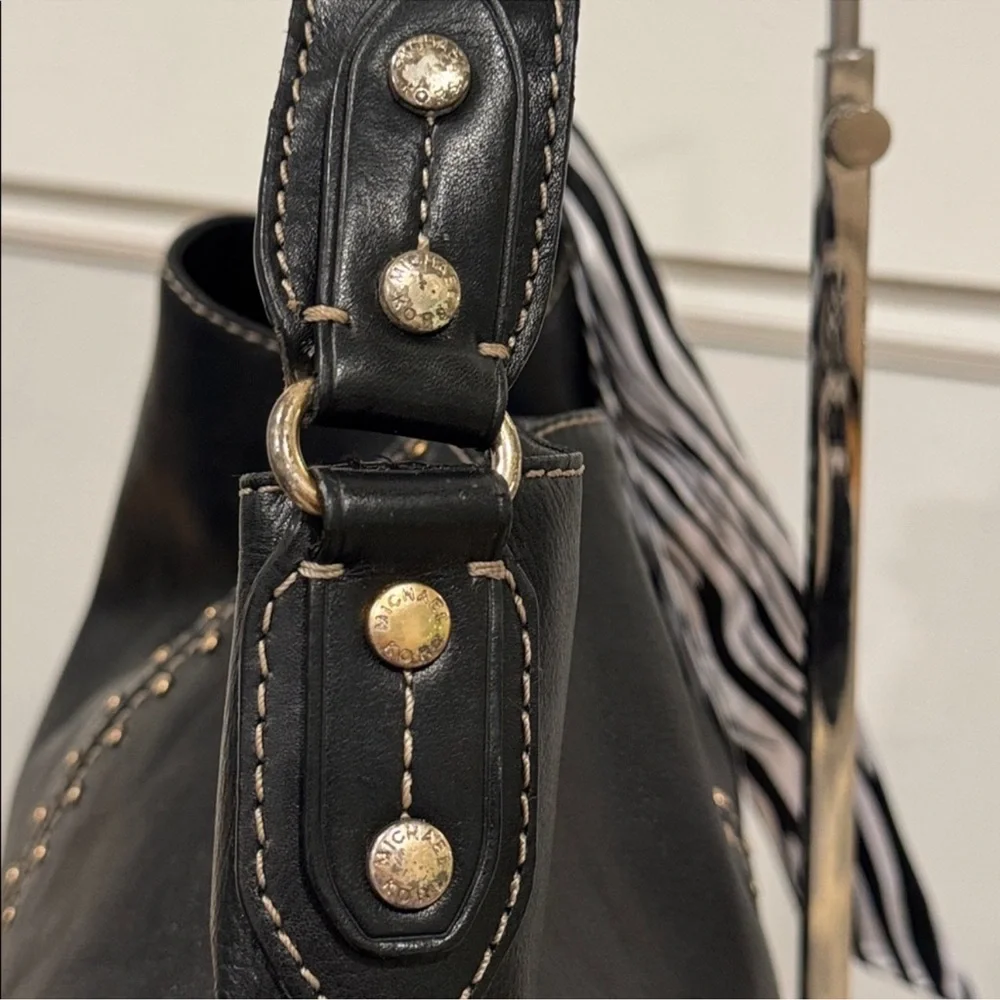 Michael Kors Black Shoulder Bag with Zebra Scarf - Picture 5 of 9